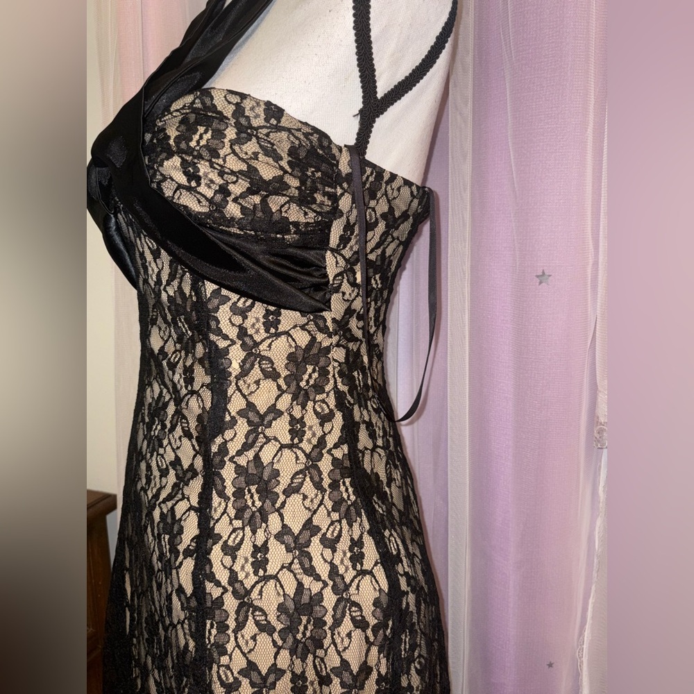 Intrigue Strapless Cocktail Dress Size 4 - Picture 4 of 8